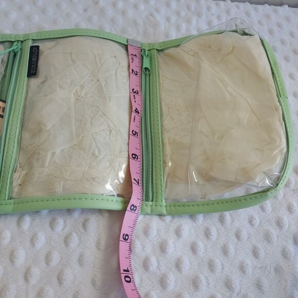 Cosmepak Travel Cosmetic Pouch With Mirror Hanging Folding NWT Clear Compartment - Picture 9 of 13